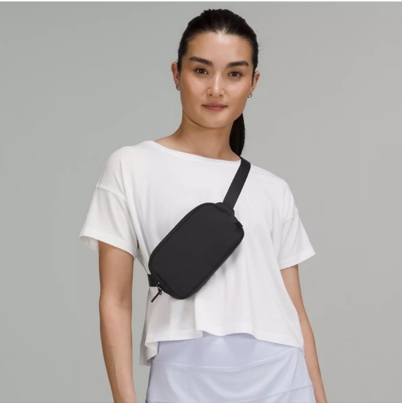 lululemon athletica Bags Nwt Lululemon Wear Everywhere Mini Belt